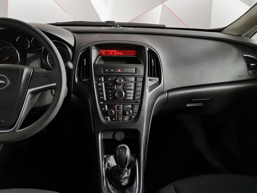 Opel Astra 2015