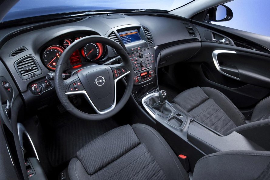 Opel Astra h седан салон