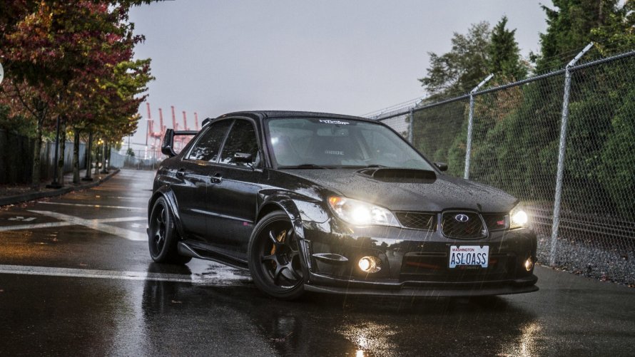 Субару Импреза WRX STI черная