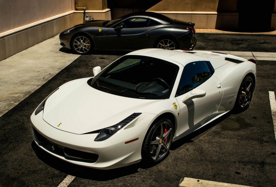 Ferrari 458 Italia White Black