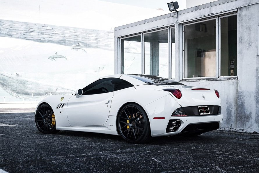 Ferrari California White
