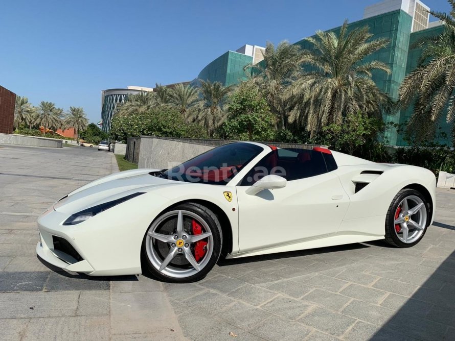 Ferrari 488 White