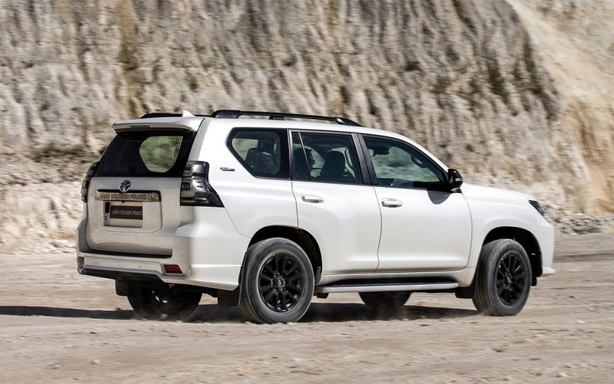 Toyota Land Cruiser Prado 150 2021 Black Onyx