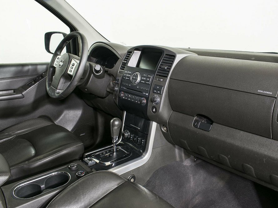Nissan Pathfinder r51 le