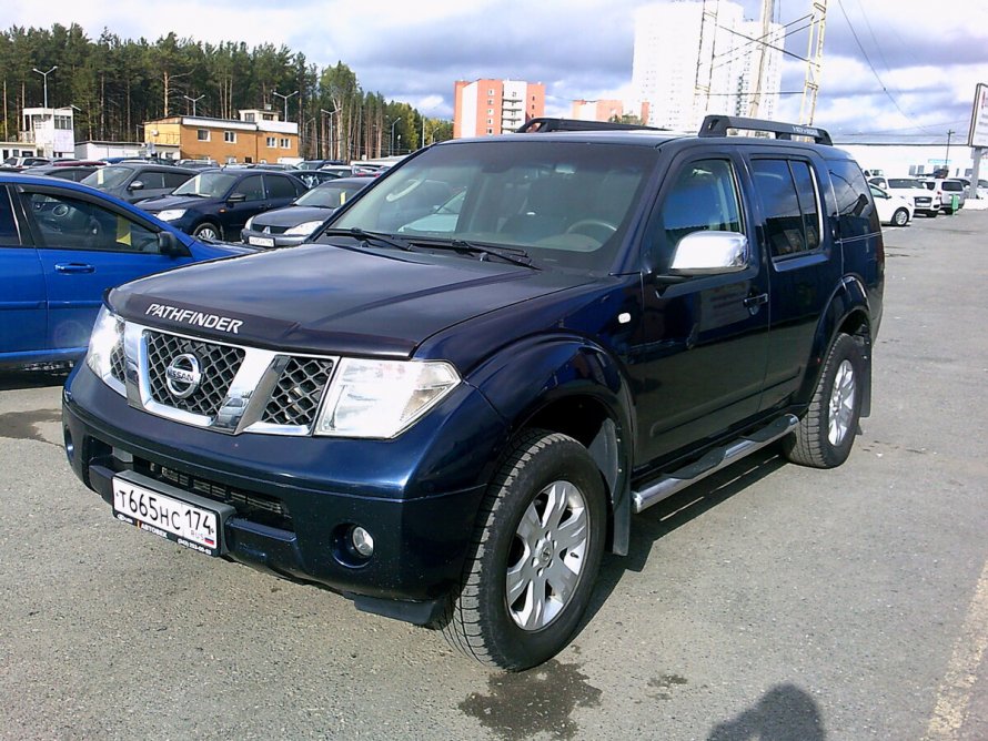 Nissan Pathfinder r53
