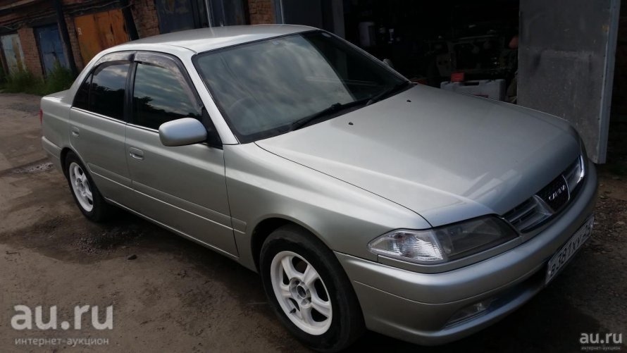 Toyota Carina at211