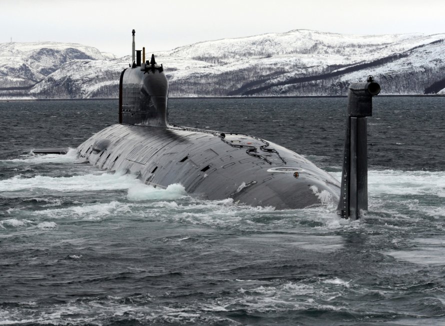 USS Narwhal SSN-671