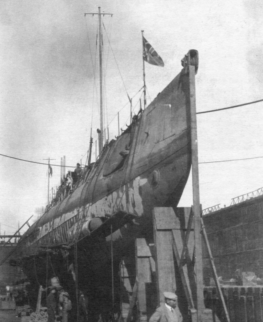 Подводная лодка нарвал 1900