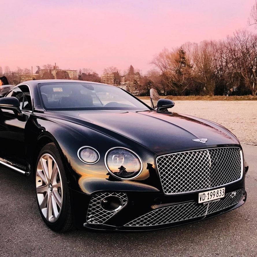 Машина Bentley