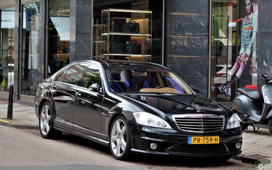 Мерседес s63 AMG 221