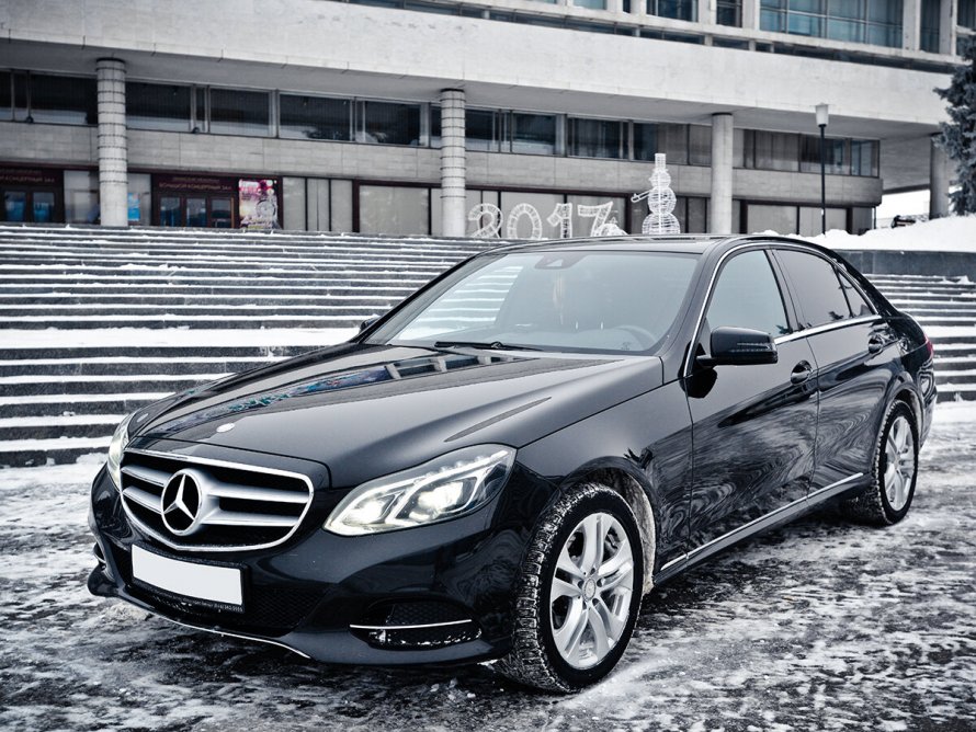 Мерседес Бенц w212