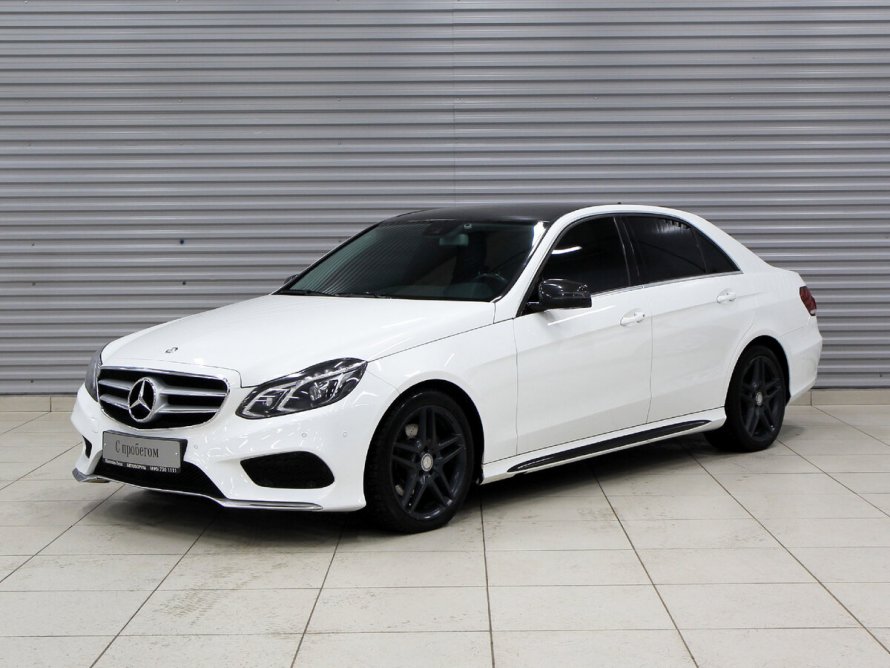 Мерседес-Бенц е-класс w212 белый