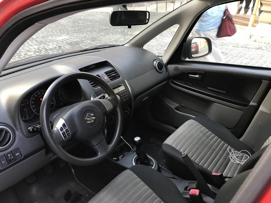 Сузуки sx4 2008 салон
