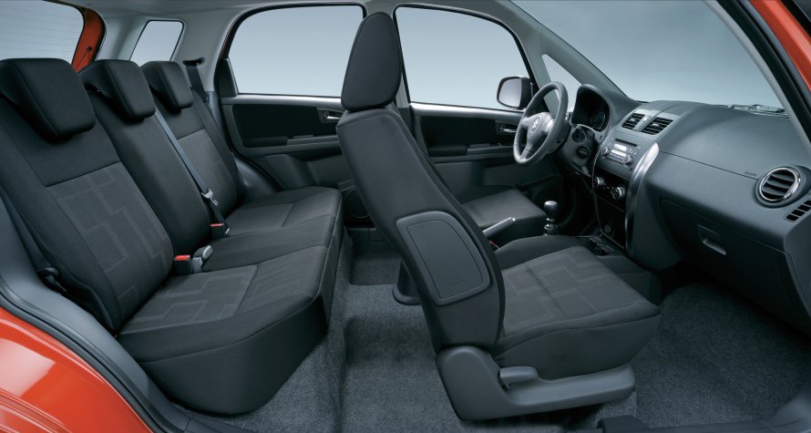 Suzuki sx4 салон