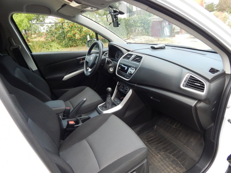 Suzuki sx4 II (S-Cross) салон