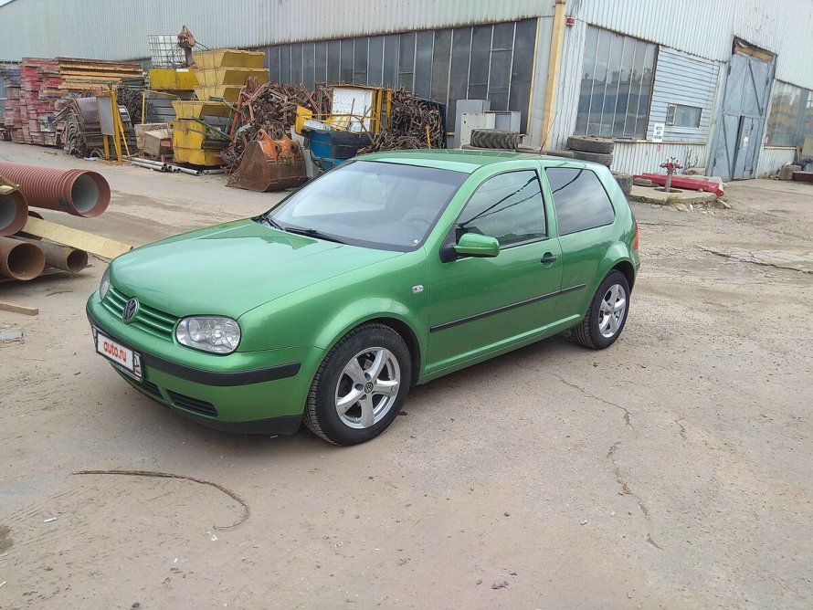 Volkswagen Golf 1.6 МТ, 1998,
