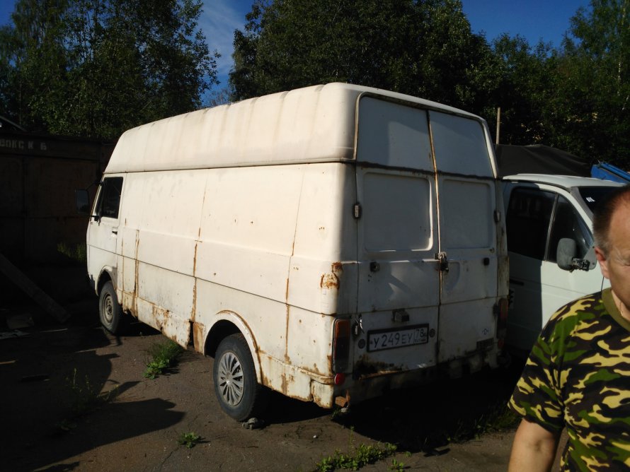 Фольксваген лт28 2000г