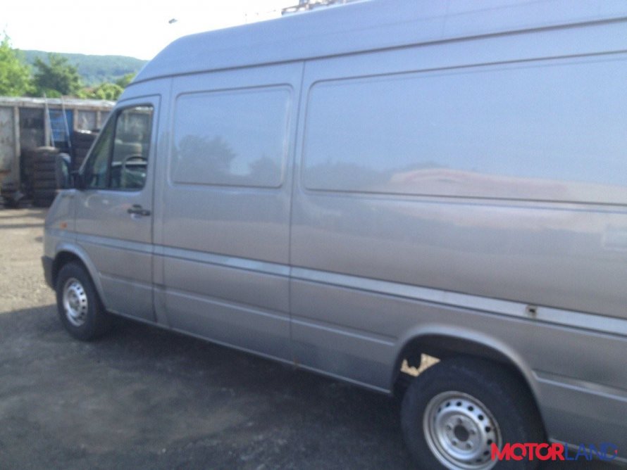 Машина Volkswagen lt 28