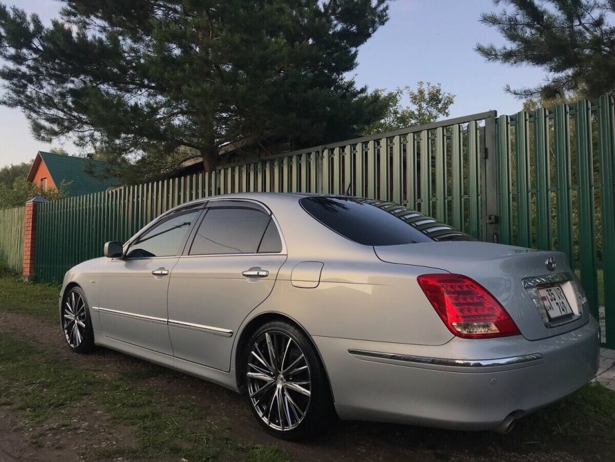 Toyota Majesta s180