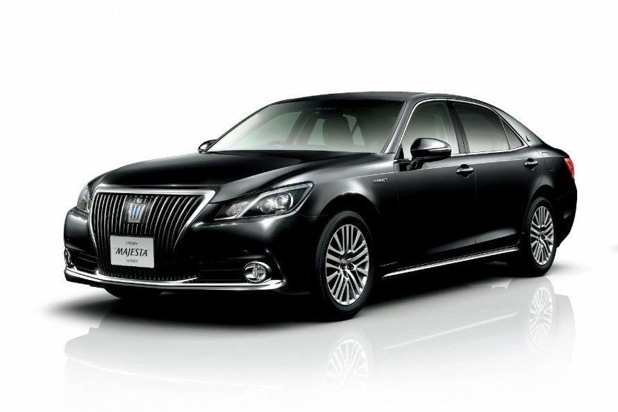 Toyota Crown Majesta 2014