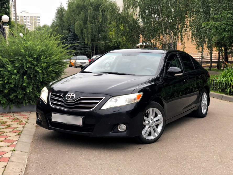 Toyota Camry xv40 черная