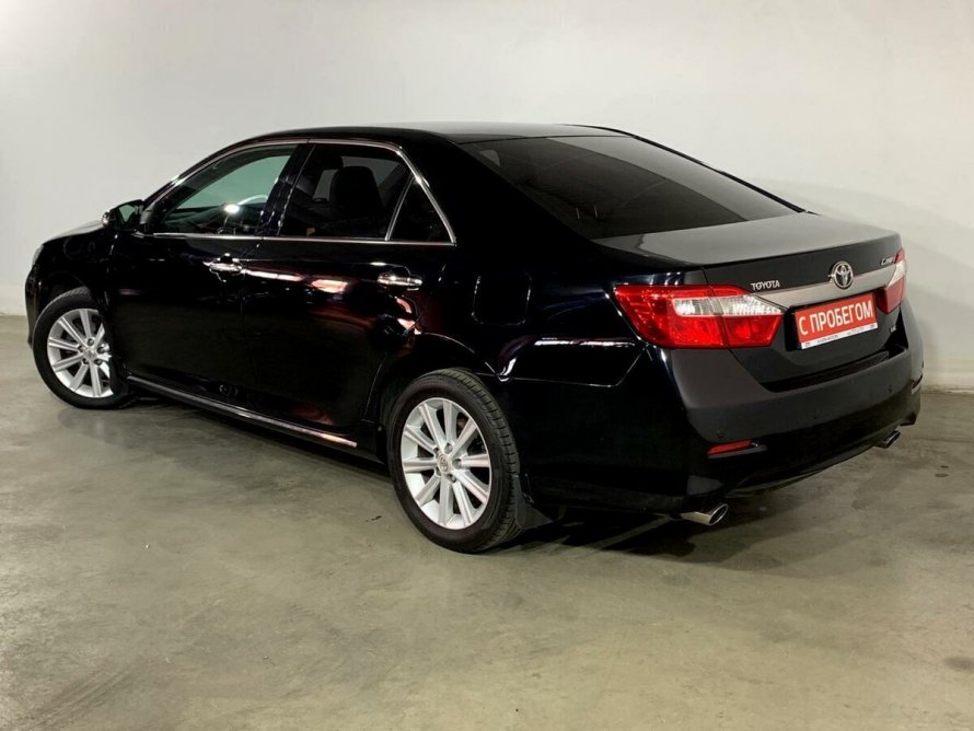 Toyota Camry 50 2013