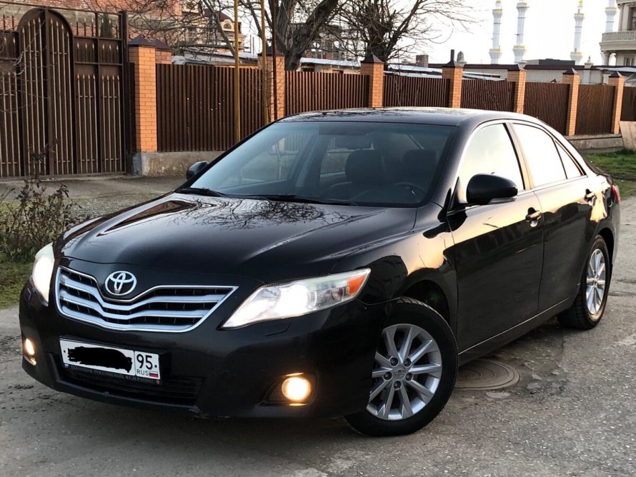 Toyota Camry 40