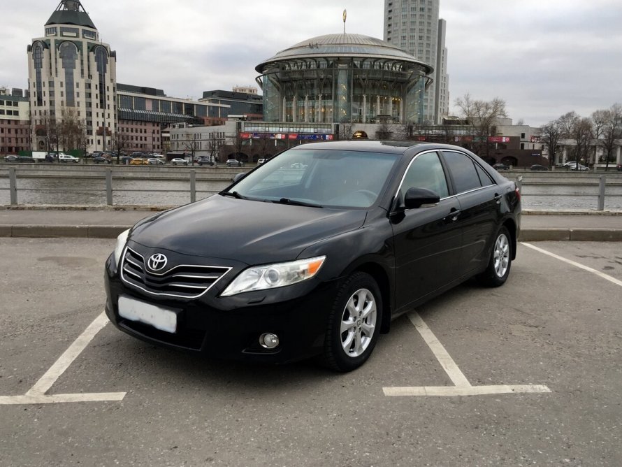 Toyota Camry xv40 черная