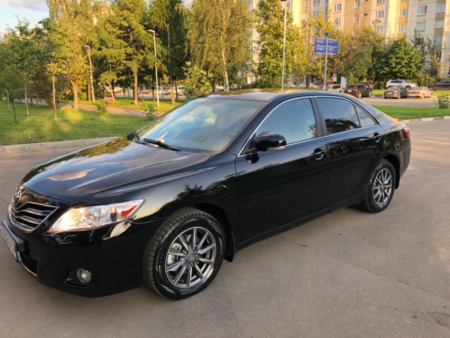 Toyota Camry xv40 черная