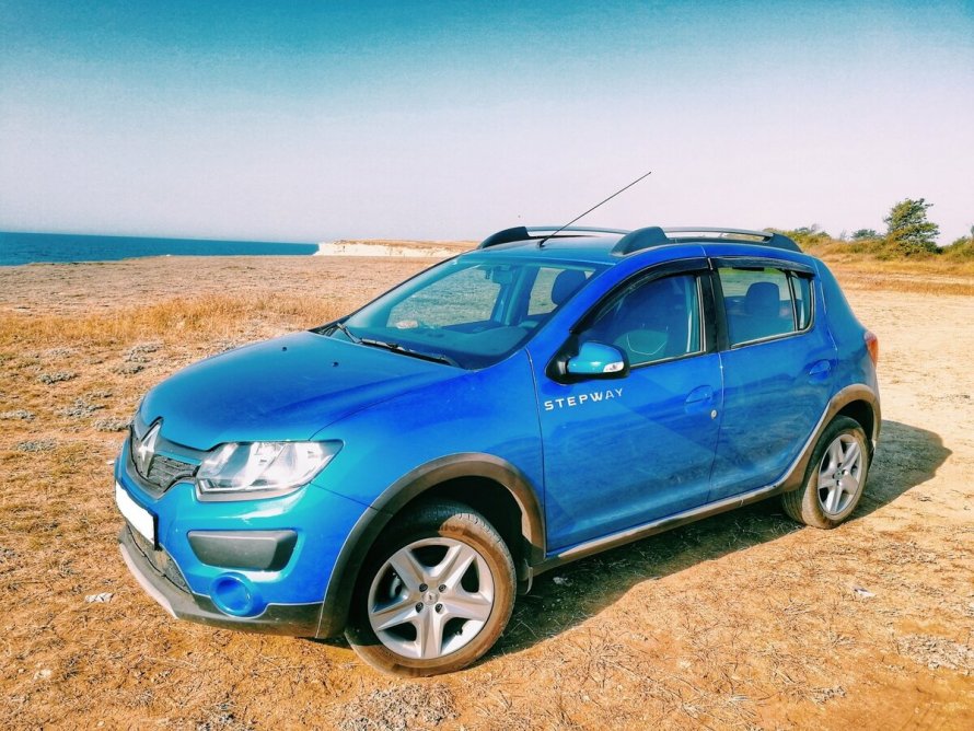 Renault Sandero Stepway голубой