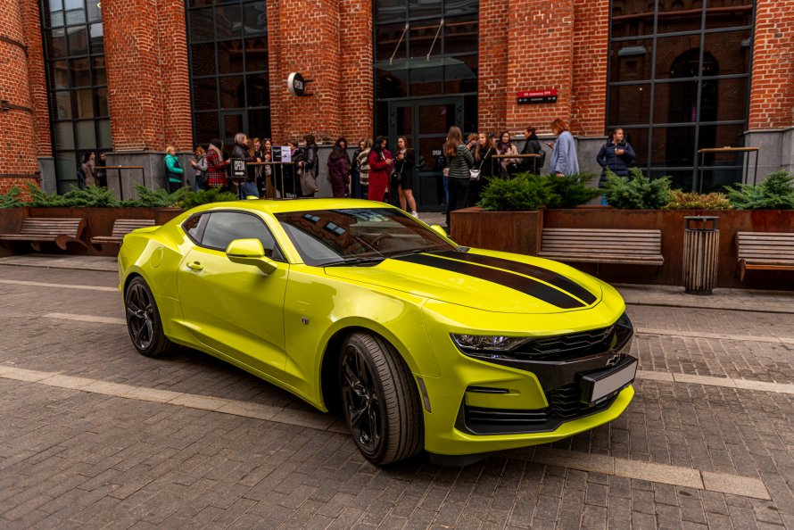 Шевроле Камаро SS 2020