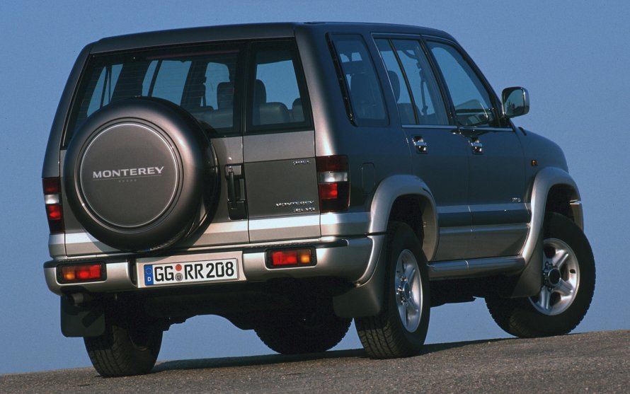 Opel Frontera b Sport