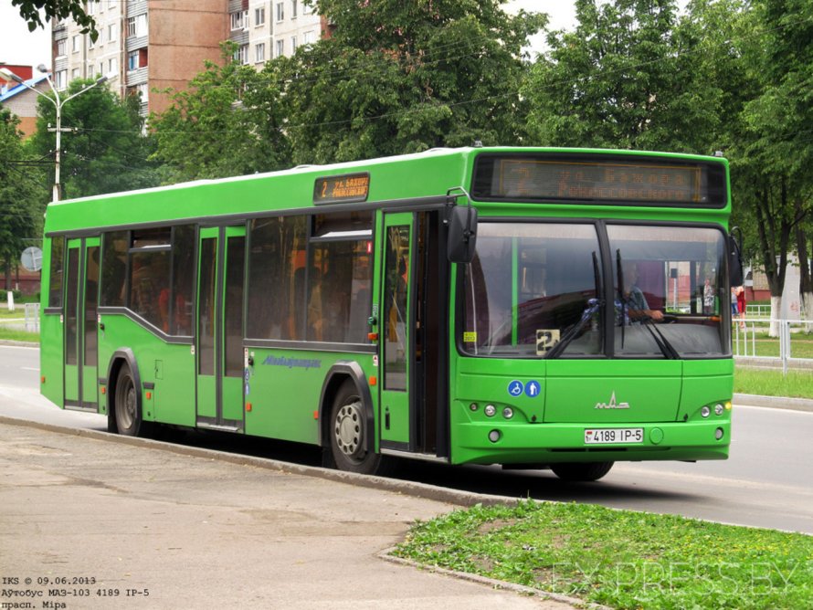 МАЗ-103 автобус 103