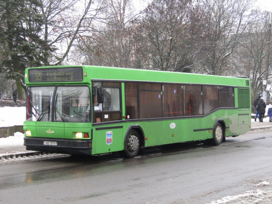 МАЗ 103 065