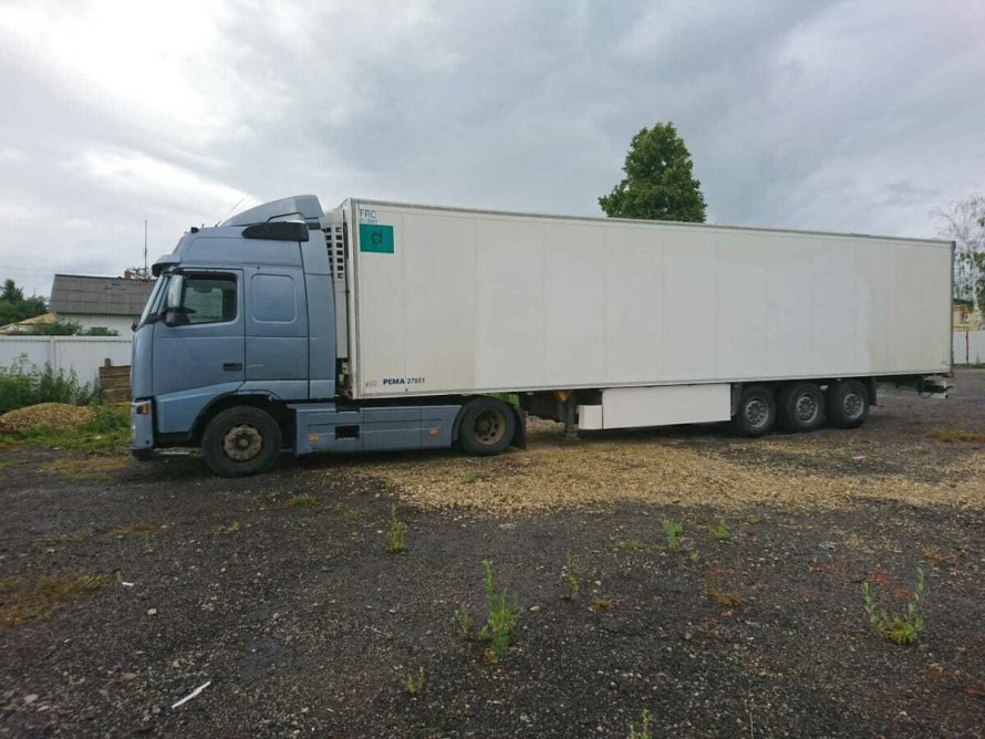 Volvo FH С полуприцепом