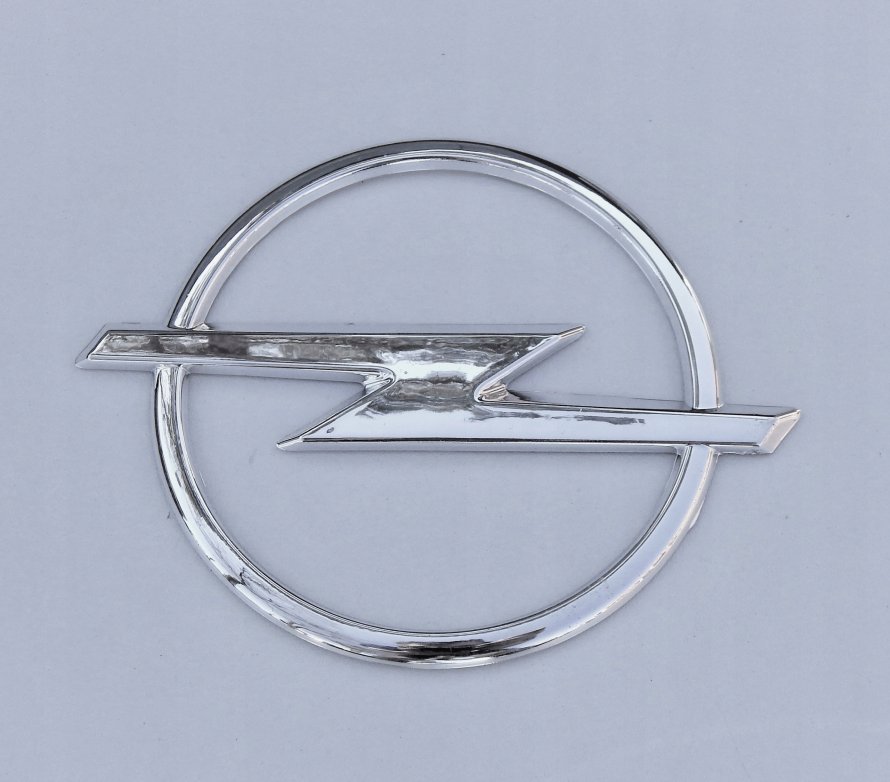 Opel Astra-h 04 эмблема передняя