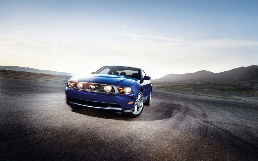 Ford Mustang Shelby gt500 на природе