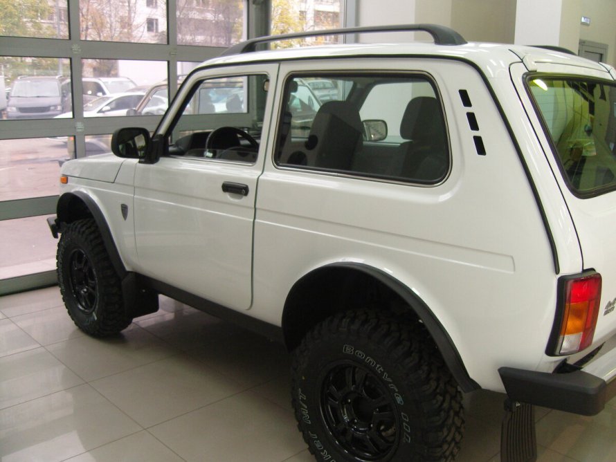 Lada (ВАЗ) 2121 (4x4) i Рестайлинг Bronto