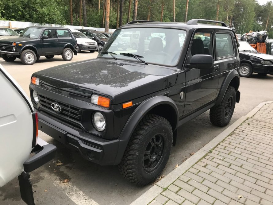 Нива 2121 Бронто