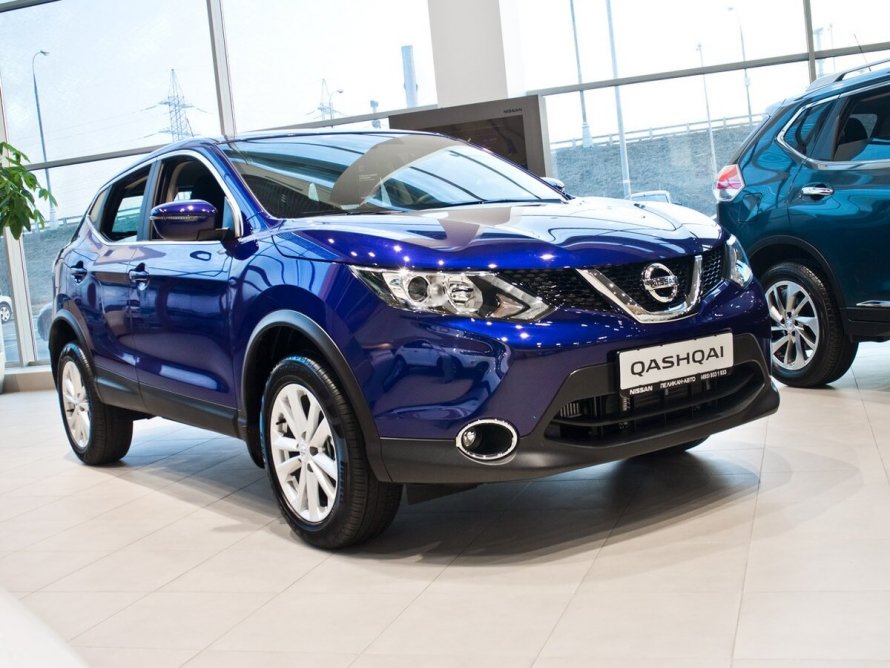 Nissan Qashqai синий