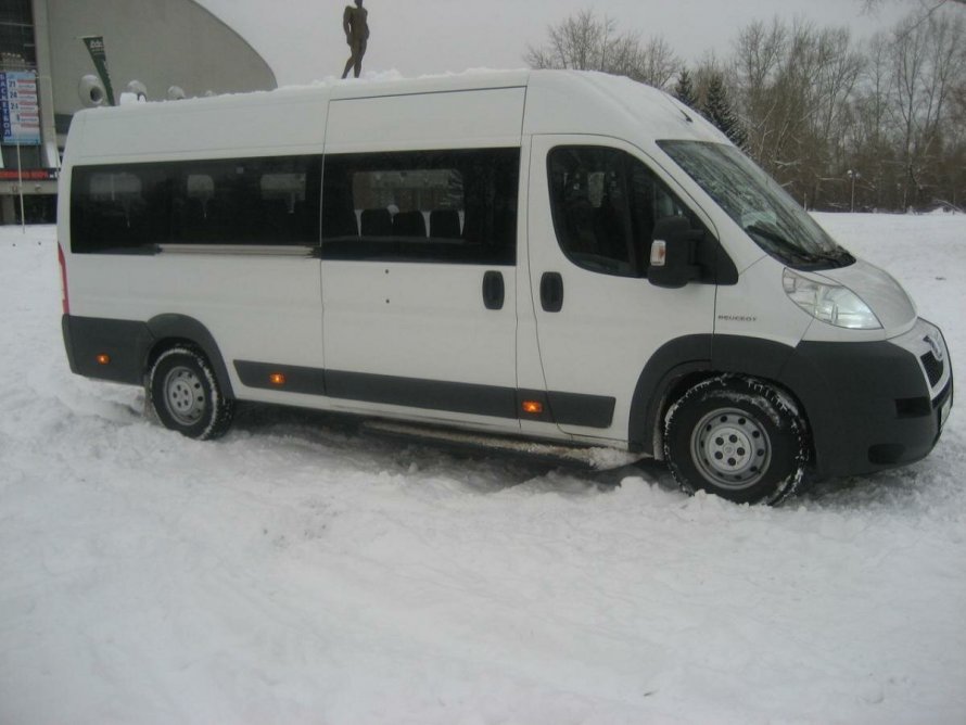 Peugeot Boxer пассажирский 18 мест