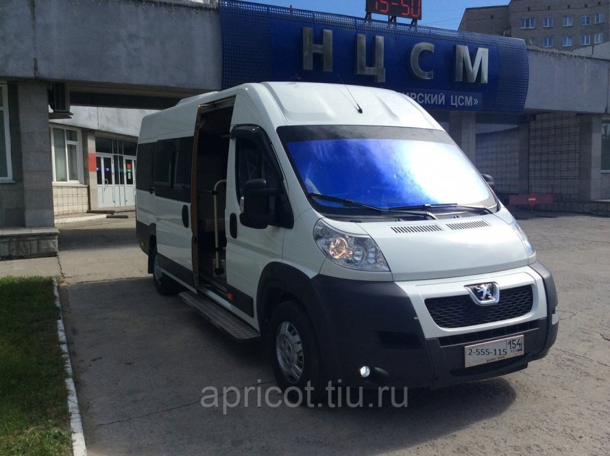 Peugeot Boxer микроавтобус
