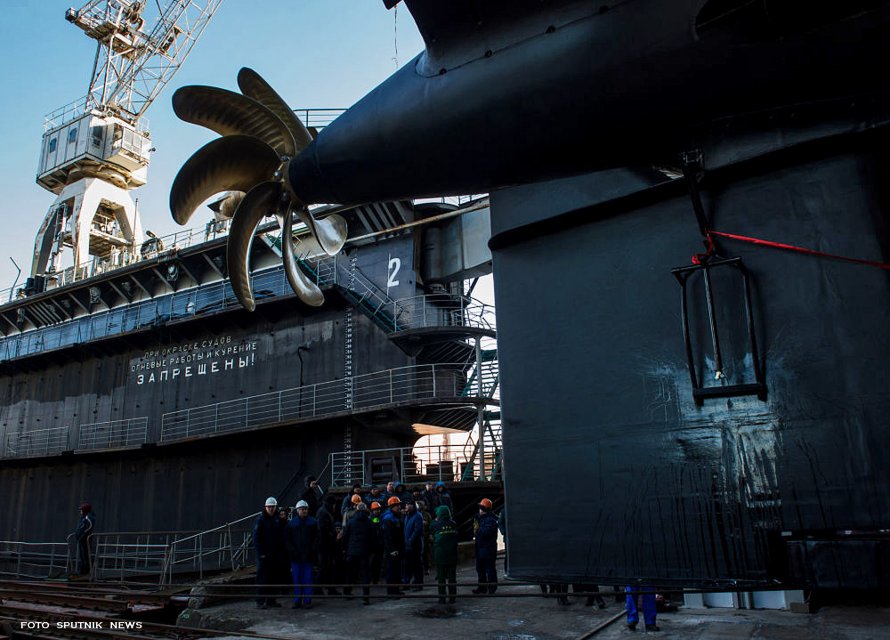 Спуск на воду подводной лодки