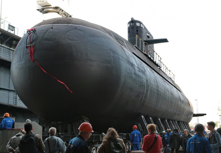 Спуск подводной лодки Кронштадт