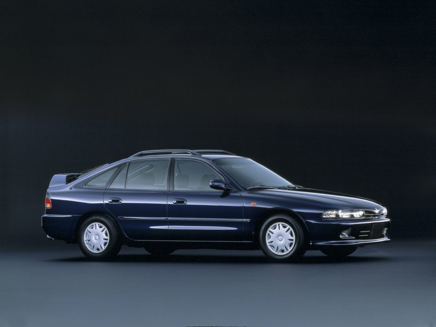 Mitsubishi Galant 7