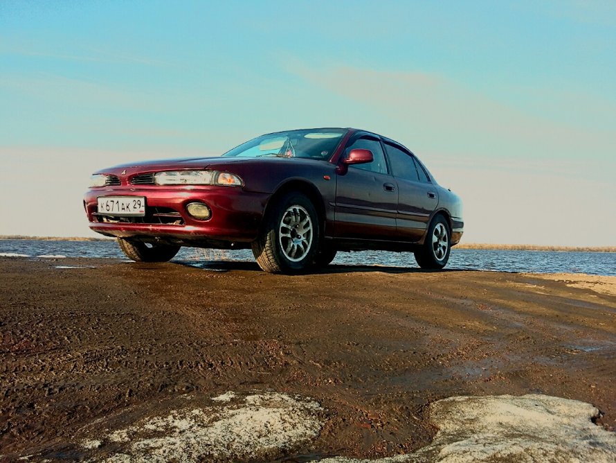 Mitsubishi Galant JDM