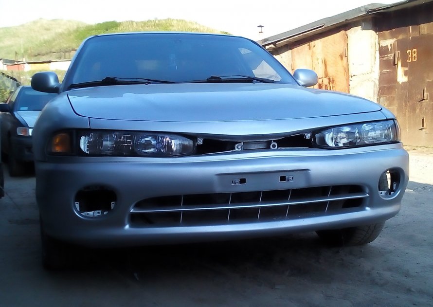 Mitsubishi Galant e55