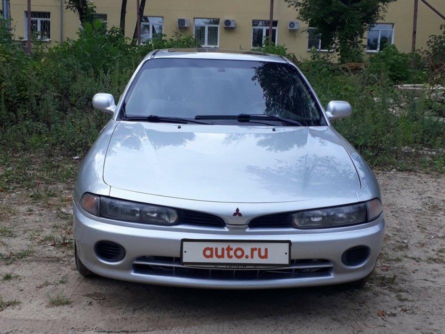 Митсубиси Галант 1996 года 1.8