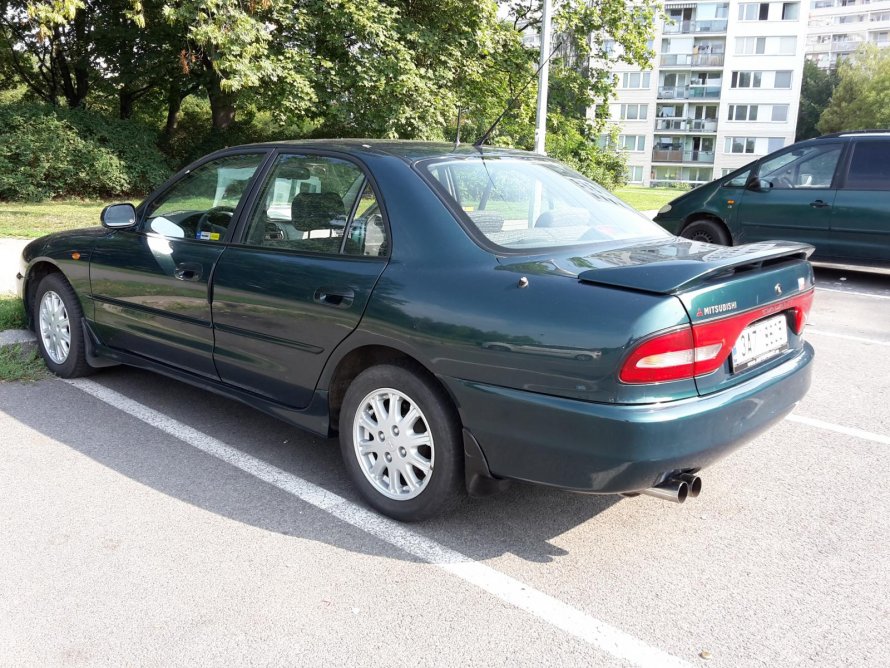 Mitsubishi Galant 7