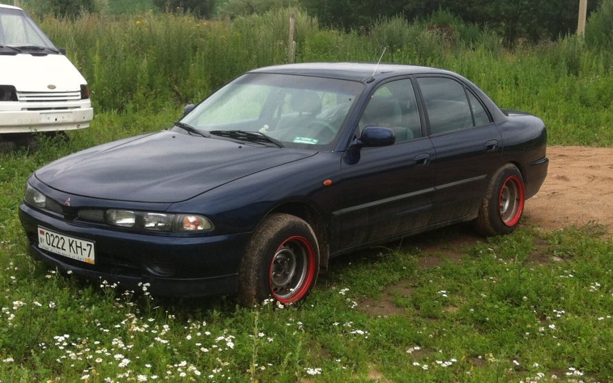 Mitsubishi Galant e55